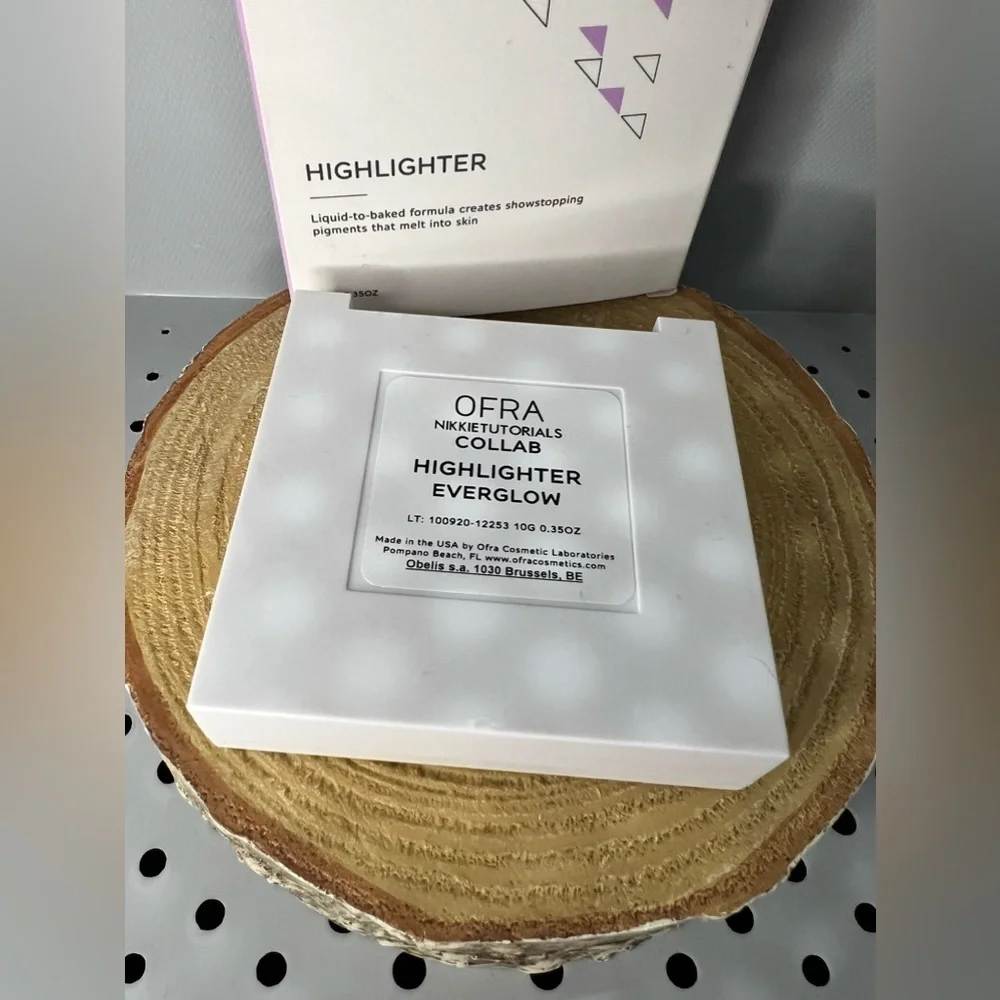 OFRA X NIKKIETUTORIALS Everglow 3 Shades Vegan Highlighter